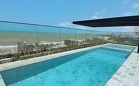 Studio Luxo p/4 pessoas, a 50m do mar